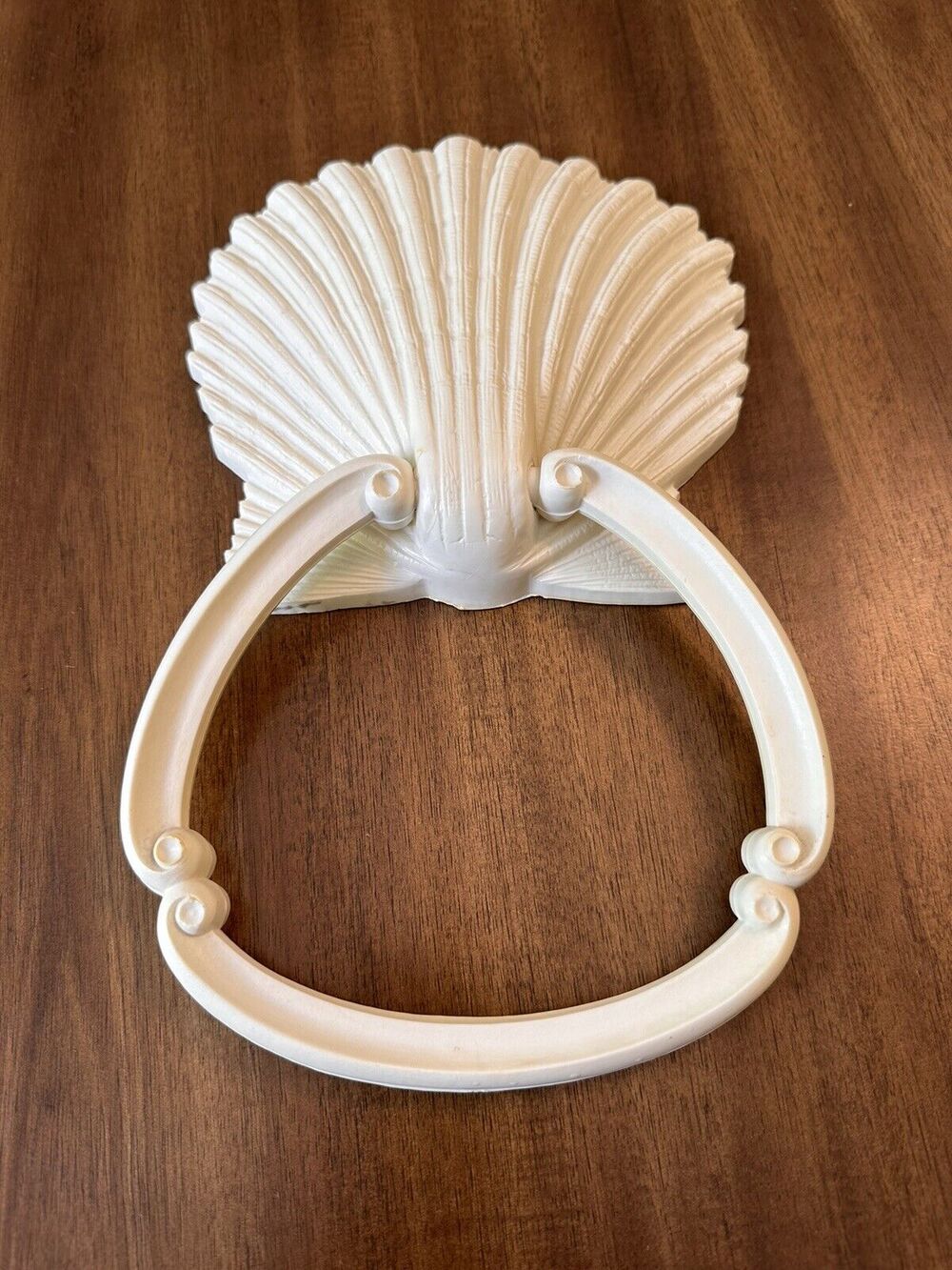 Vintage 70s Homco Sea Shell Towel Ring Holder Off-White Cottagecore Grandmacore